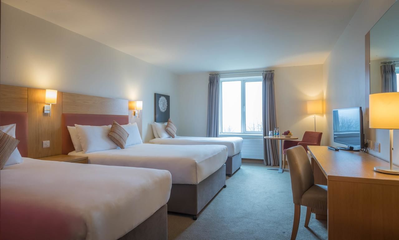 Отель Maldron Hotel Portlaoise Порт-Лиише