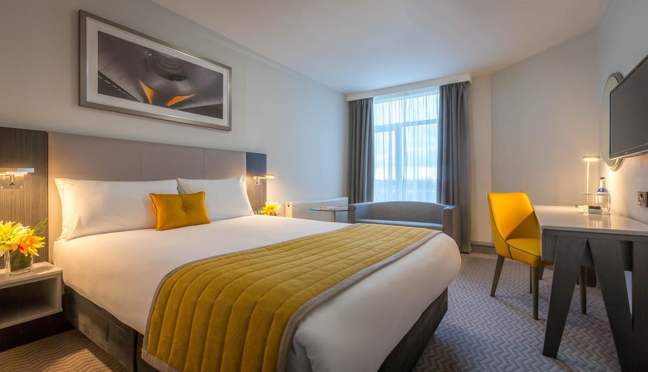 Отель Maldron Hotel Portlaoise Порт-Лиише